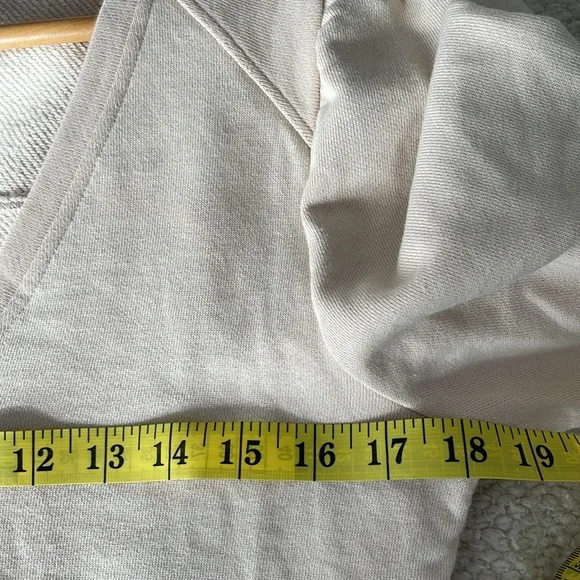 Me+Em Sweatshirt. Cream. Puff sleeves v neck size Medium - Picture 8 of 10